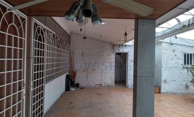 casa en venta en barrio blanco. Cod V101565