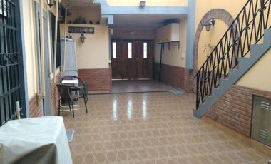 Casa para 2 Familias en venta en Gerli Oeste