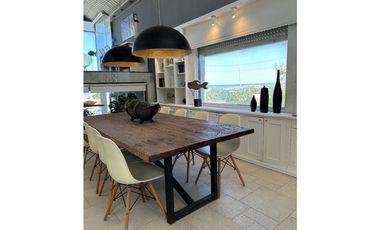 Espectacular casa frente al mar. 6 dormitorios. MF