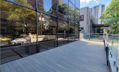 VENTA EDIFICIO COMERCIAL PARA RESTAURANTE-BANCO 25 ESTACIOMIENTOS