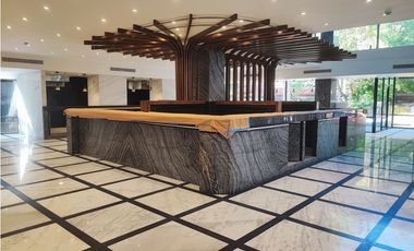 VENTA EDIFICIO COMERCIAL PARA RESTAURANTE-BANCO 25 ESTACIOMIENTOS