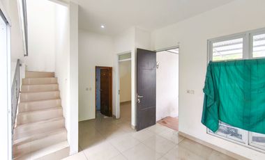 Rumah SHM 2 Lt Siap KPR 15 Mnt ke Scientia Square Park J-41131