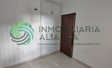 apartamento en arriendo en comuneros. Cod A17247