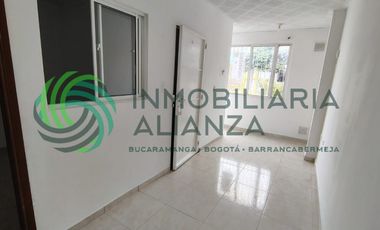 apartamento en arriendo en comuneros. Cod A17247