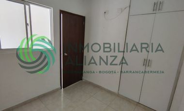 apartamento en arriendo en comuneros. Cod A17247