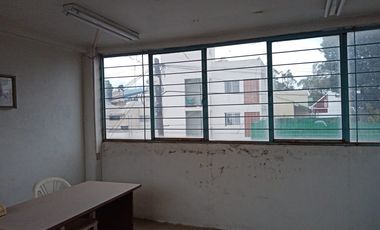 EDIFICIO COMERCIAL EN ESQUINA EN TEXCOCO