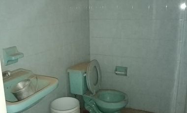 EDIFICIO COMERCIAL EN ESQUINA EN TEXCOCO