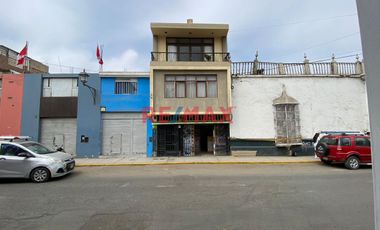 Venta De Departamento Duplex Cerca A La Av. España Y Al Centro De Trujillo