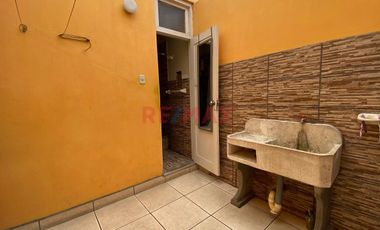 Venta De Departamento Duplex Cerca A La Av. España Y Al Centro De Trujillo