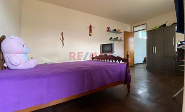 Venta De Departamento Duplex Cerca A La Av. España Y Al Centro De Trujillo