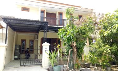 Rumah Luas 2 Lantai Siap Huni Tipe 200/180 di Purwomartani