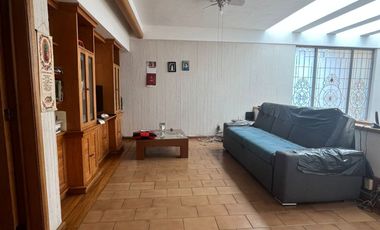 CASA EN VENTA EN LOMAS DE GUEVARA GUADALAJARA