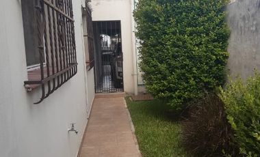 Casa en venta en Quilmes Este