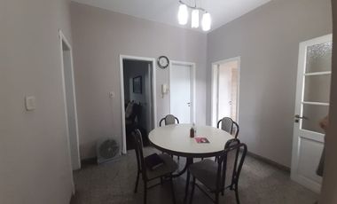 Casa en venta en Quilmes Este