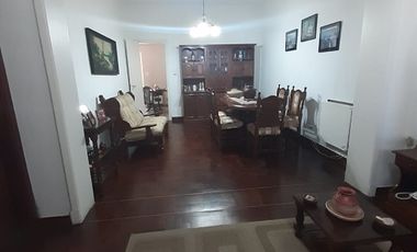 Casa en venta en Quilmes Este