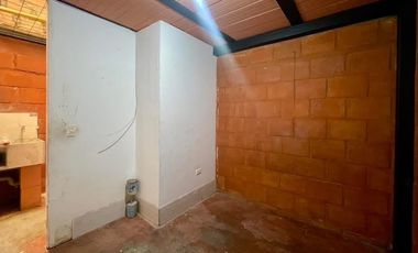 VENTA CASA BIFAMILIAR PALMIRA. Cod V16431