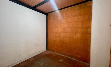 VENTA CASA BIFAMILIAR PALMIRA. Cod V16431