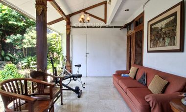 Rumah 2 Lantai Di Sektor 2 Bintaro Jaya Am17305