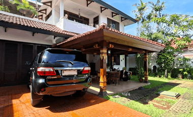 Rumah 2 Lantai Di Sektor 2 Bintaro Jaya Am17305