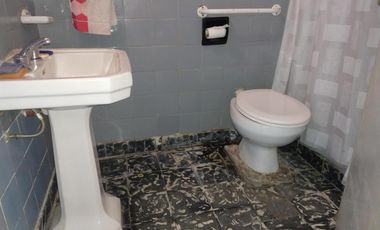 Venta Casa a refaccionar en San Justo