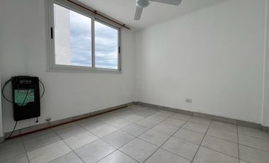 Departamento en venta de 2 dormitorios c/ cochera en Mercedes