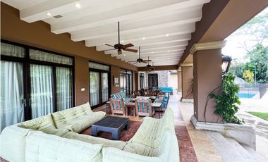 Venta de casa Altos del Golf Parque Lefevre