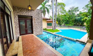 Venta de casa Altos del Golf Parque Lefevre