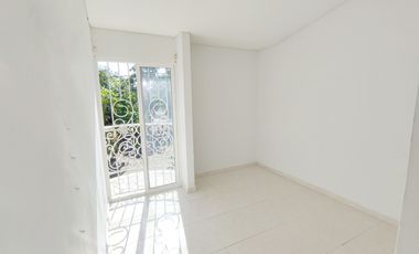 casa en arriendo en villa linda. Cod A27229