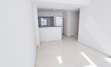 casa en arriendo en villa linda. Cod A27229