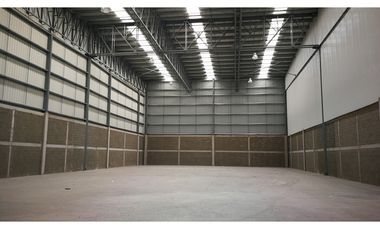 Vendo Arriendo Bodega en Parque Industrial 1.497M2