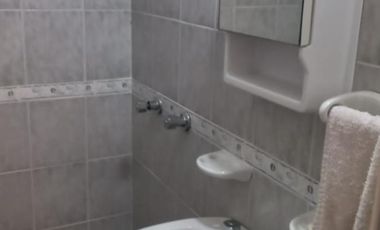 DEPARTAMENTO 2  AMBIENTES  INTERNO CON PARRILLA SIN EXPENSAS