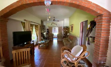 Quinta 4 Ambientes En Venta - La Reja, Moreno