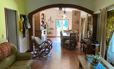 Quinta 4 Ambientes En Venta - La Reja, Moreno