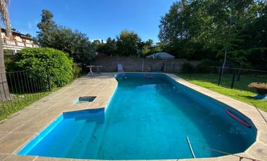 Quinta 4 Ambientes En Venta - La Reja, Moreno