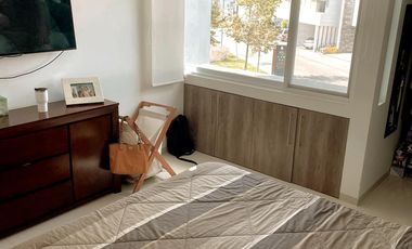 VENTA DE CASA EN FRACCIONAMIENTO ALTO LAGO CON AMPLIA TERRAZA