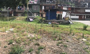 LOTE EN ARRIENDO AVENIDA DEL RÍO - PEREIRA