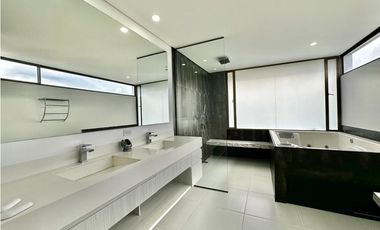 Espectacular casa en Arriendo Las Palmas Medellín