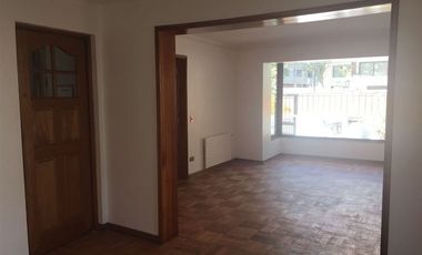 Casa en Venta en Candelaria Goyenechea casi esquina Vespucio