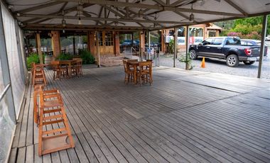 Restaurante, supermercado y Casa en venta en Pencahue