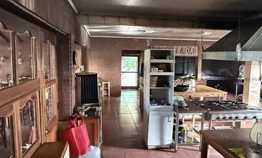 Restaurante, supermercado y Casa en venta en Pencahue
