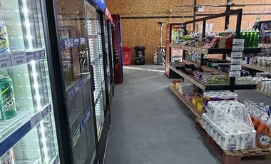 Restaurante, supermercado y Casa en venta en Pencahue