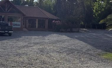 Restaurante, supermercado y Casa en venta en Pencahue