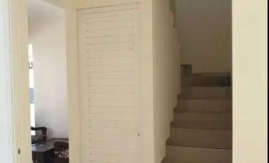 DIJUAL MURAH RUMAH 2 LANTAI KAMAR 4 AKORDION 10 MENIT KE AREA SOEKARNO HATTA KOTA MALANG