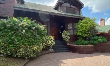 Casa en venta en Barrio Parque