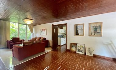 VENDO CASA EN ALTOS DEL GOLF (4)