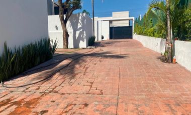Estrene residencia moderna, en privada de 5 casas