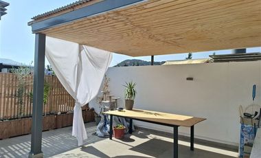 Departamento en venta 4 dorm. Portal la Dehesa Lo Barnechea