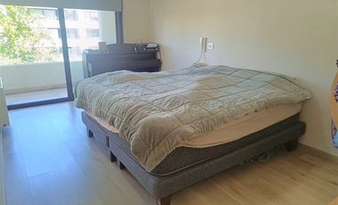Departamento en venta 4 dorm. Portal la Dehesa Lo Barnechea