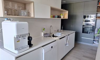 Departamento en venta 4 dorm. Portal la Dehesa Lo Barnechea