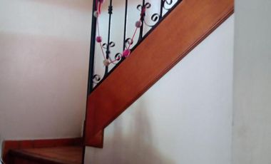 Casa  en venta en Ranelagh de 4 ambientes c/pileta.  Casco de Ranelagh.